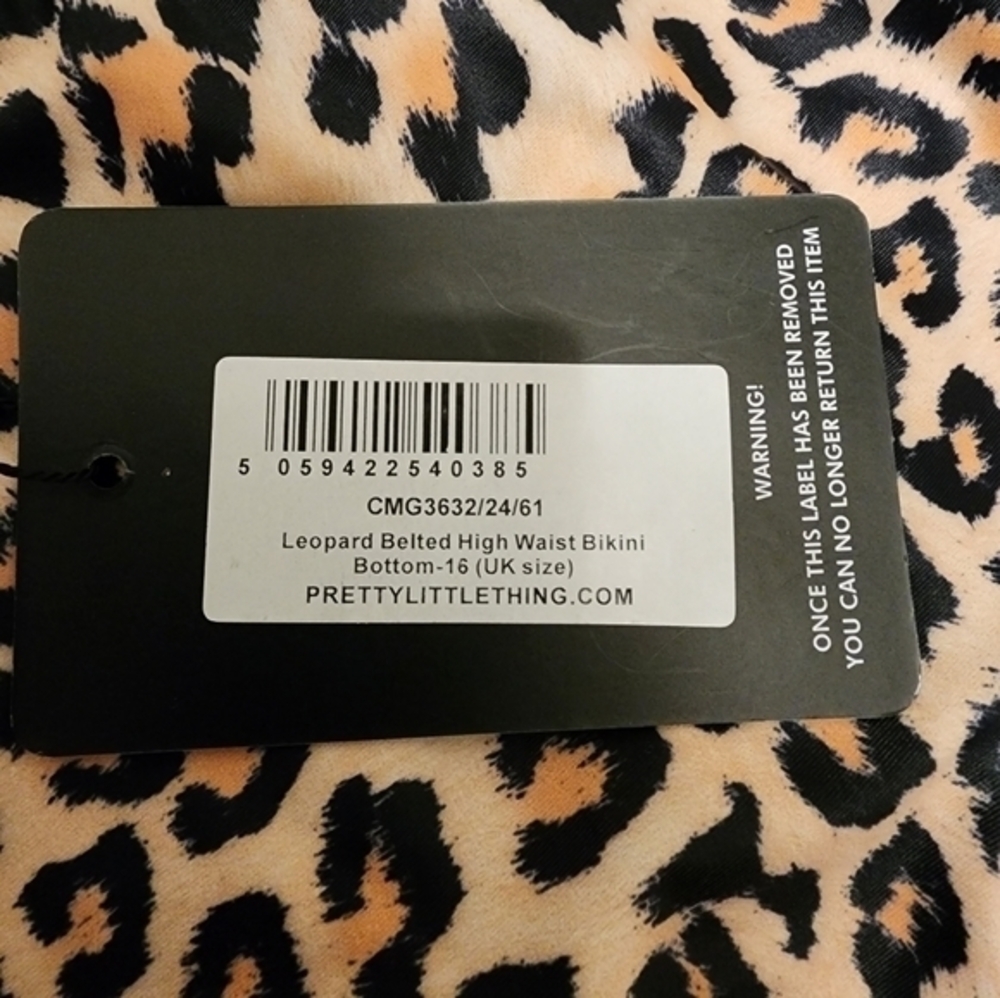 Pretty little thing high waisted cheetah‎ print bottoms Size 12 - Picture 4 of 5